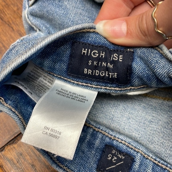 Lucky Brand High Rise Skinny Bridgette button up distressed jeans - Picture 7 of 12